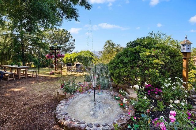 720 Sky Mountain Lane, Alpine, CA 91901