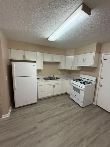 830 Cardinal Street 2, Fort Walton Beach, FL 32547