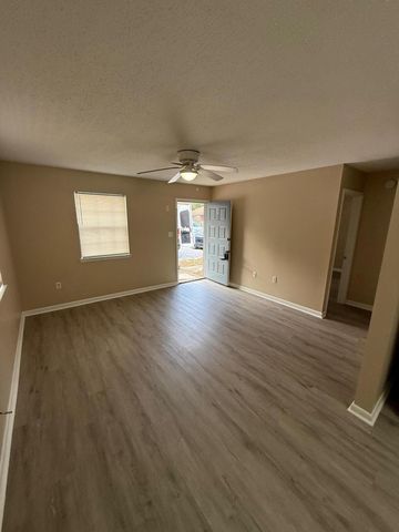 830 Cardinal Street 2, Fort Walton Beach, FL 32547