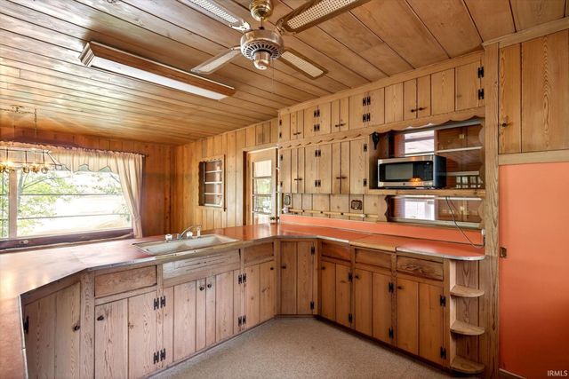 7588 N Blue Heron Drive, Unionville, IN 47468
