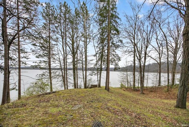 7588 N Blue Heron Drive, Unionville, IN 47468