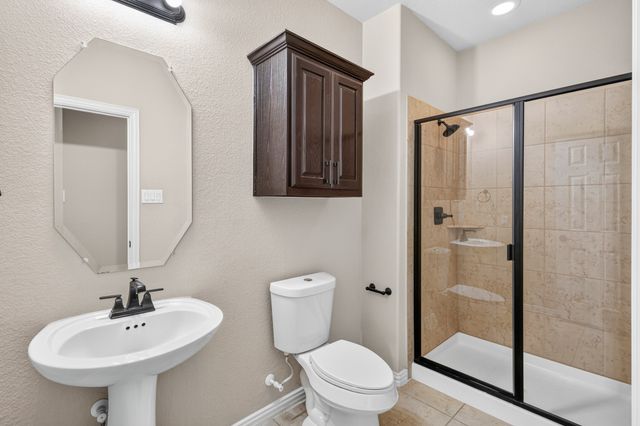 206 White Rock Court, Ovilla, TX 75154