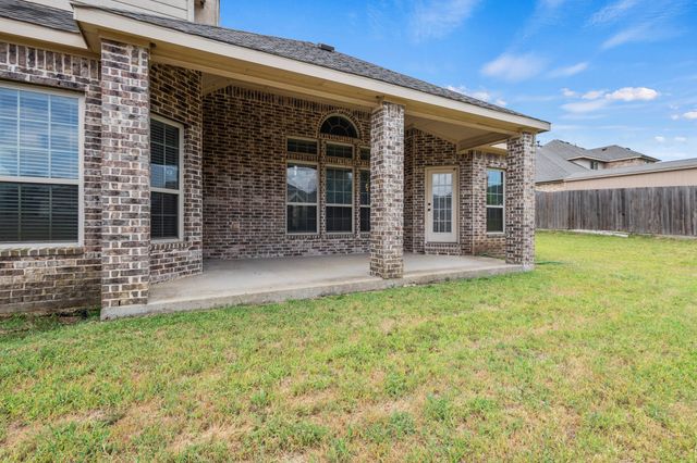 206 White Rock Court, Ovilla, TX 75154