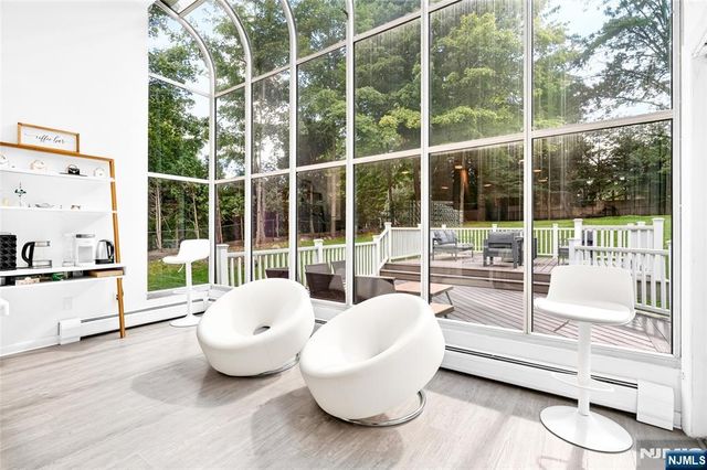 14 James Brite Circle, Mahwah, NJ 07430