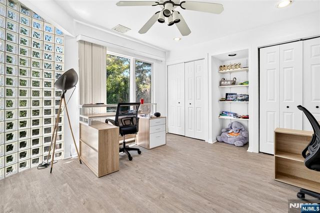 14 James Brite Circle, Mahwah, NJ 07430