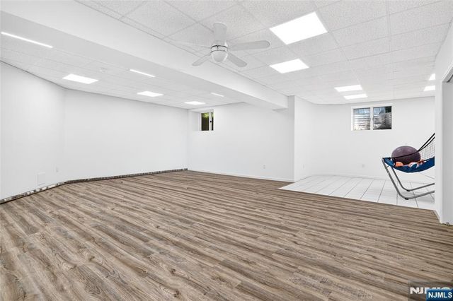 14 James Brite Circle, Mahwah, NJ 07430
