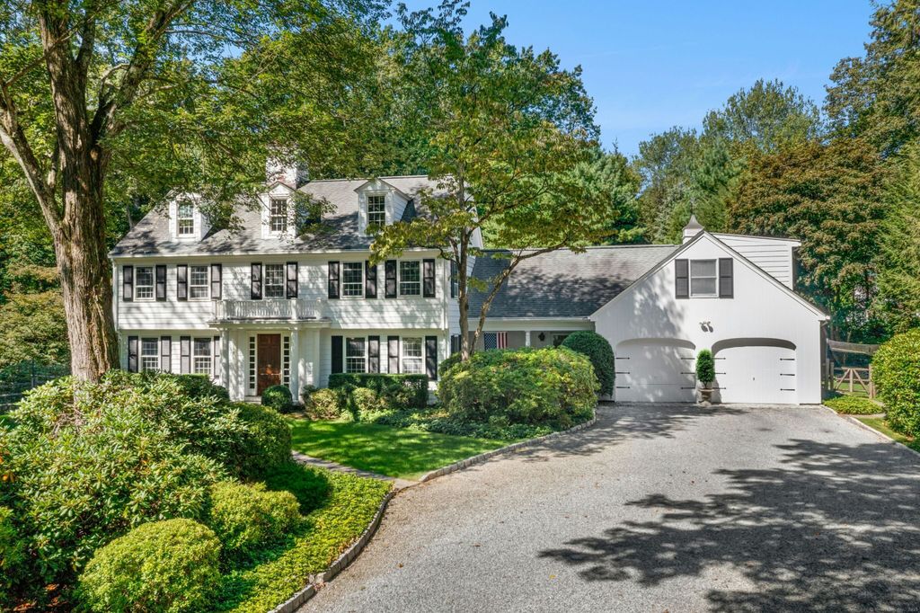 51 Reeder Lane, New Canaan, CT 06840