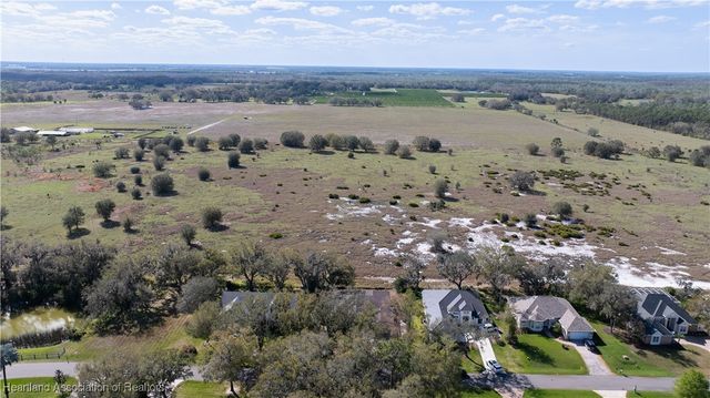 3886 Enchanted Oaks Lane, Sebring, FL 33875