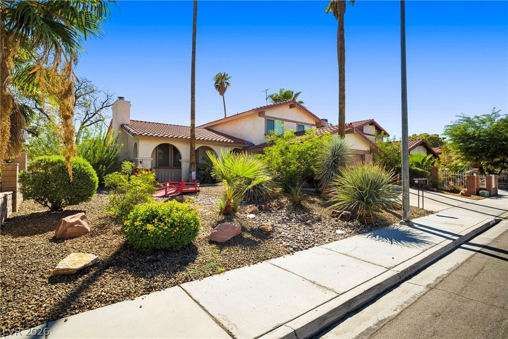 3804 Red Rock Street, Las Vegas, NV 89103 — photo 2