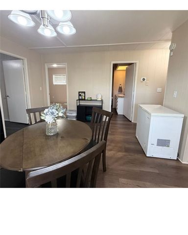 2205 W Acacia 200, Hemet, CA 92545