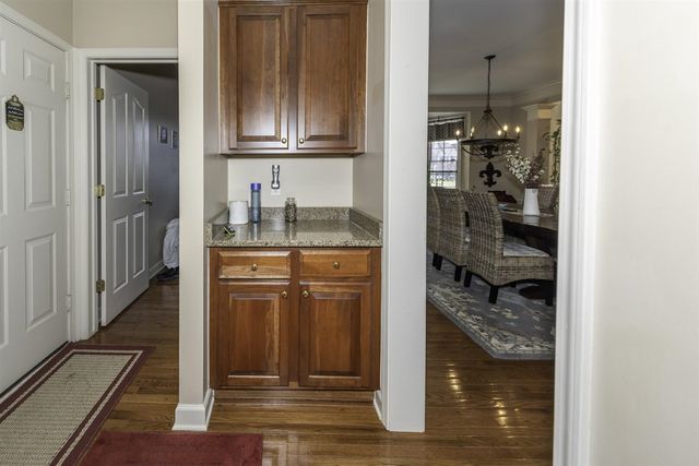 51328 Plymouth Valley Drive, Plymouth, MI 48170