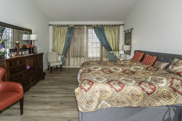 51328 Plymouth Valley Drive, Plymouth, MI 48170