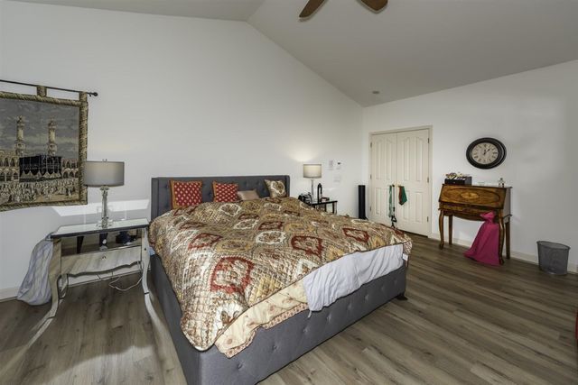 51328 Plymouth Valley Drive, Plymouth, MI 48170