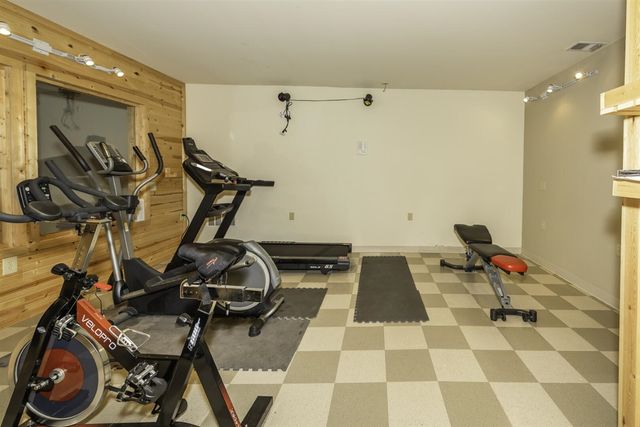 51328 Plymouth Valley Drive, Plymouth, MI 48170