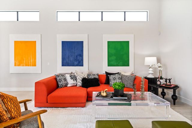 151 Holliday Way, Palm Springs, CA 92262