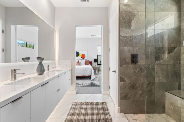 151 Holliday Way, Palm Springs, CA 92262