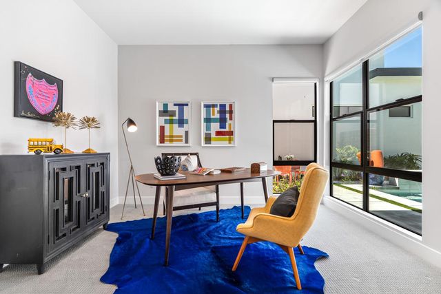 151 Holliday Way, Palm Springs, CA 92262