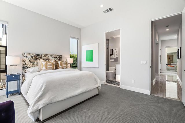 151 Holliday Way, Palm Springs, CA 92262