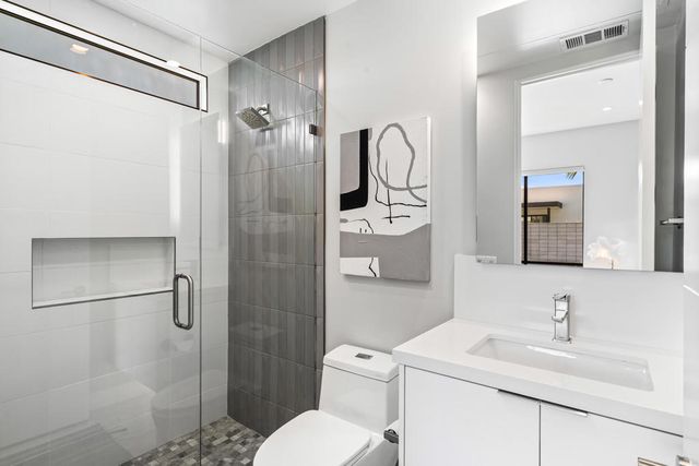 151 Holliday Way, Palm Springs, CA 92262