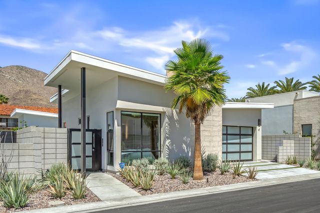 151 Holliday Way, Palm Springs, CA 92262