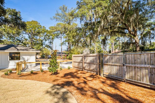 2608 Boyer Street, Beaufort, SC 29902