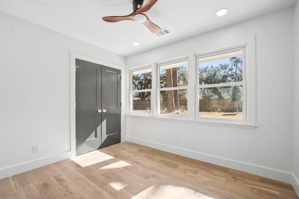 Image 25 of property listing at 2608 Boyer Street, Beaufort, SC 29902