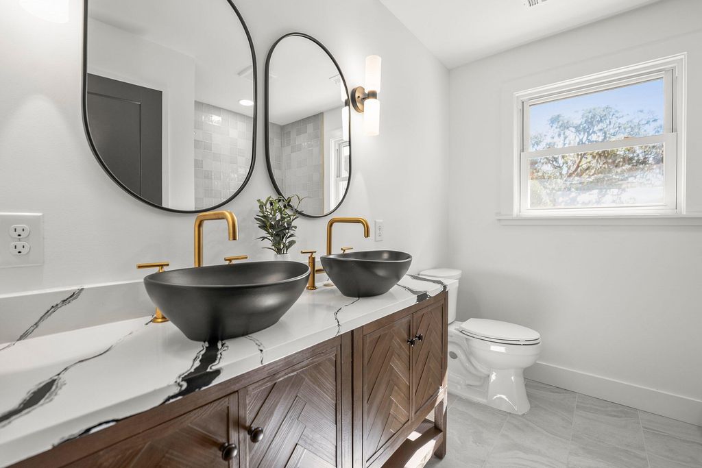 Image 29 of property listing at 2608 Boyer Street, Beaufort, SC 29902