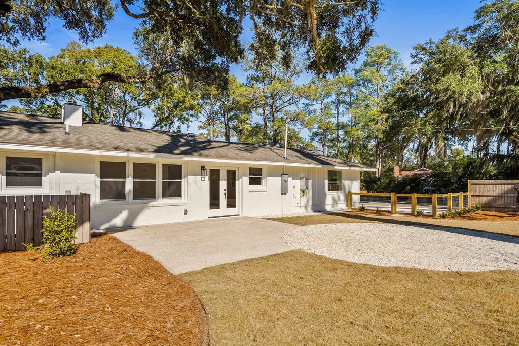 Image 53 of property listing at 2608 Boyer Street, Beaufort, SC 29902