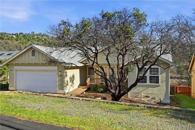 18286 North Shore Drive, Hidden Valley Lake, CA 95467