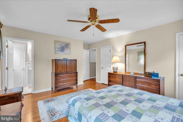 132 WEDGEWOOD DR, Cinnaminson, NJ 08077