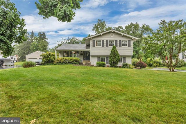 132 WEDGEWOOD DR, Cinnaminson, NJ 08077