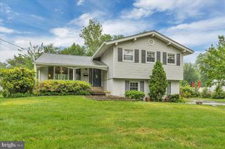 132 WEDGEWOOD DR, Cinnaminson, NJ 08077