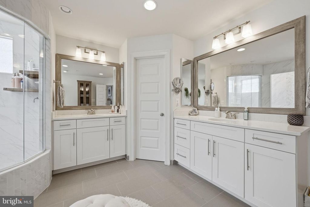 Image 31 of property listing at 9003 CRYSTAL OAKS LN, Upper Marlboro, MD 20772