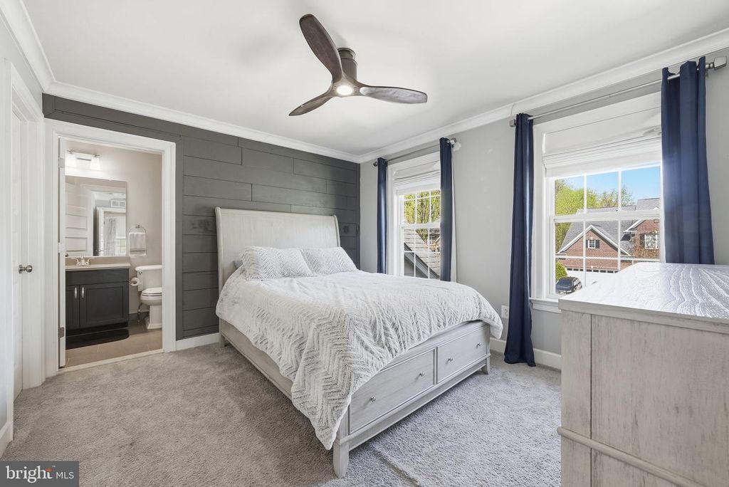 Image 37 of property listing at 9003 CRYSTAL OAKS LN, Upper Marlboro, MD 20772