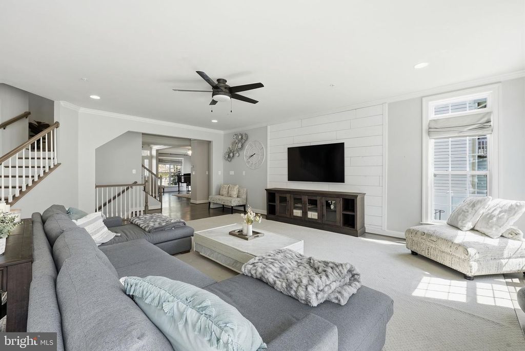 Image 7 of property listing at 9003 CRYSTAL OAKS LN, Upper Marlboro, MD 20772