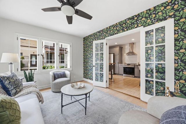 23 W 48th Street, Minneapolis, MN 55419