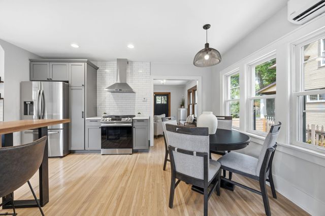 23 W 48th Street, Minneapolis, MN 55419