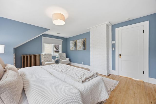 23 W 48th Street, Minneapolis, MN 55419