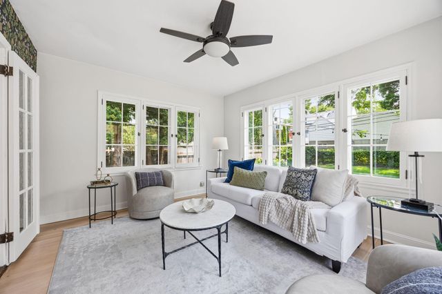 23 W 48th Street, Minneapolis, MN 55419