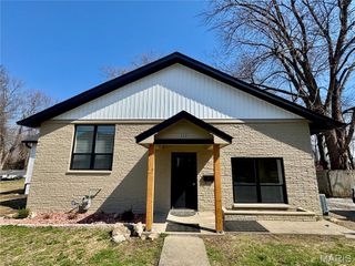 113 S Lawn Avenue, O'fallon, IL 62269