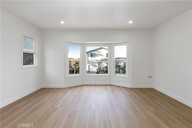 3477 W 71st, Los Angeles, CA 90043