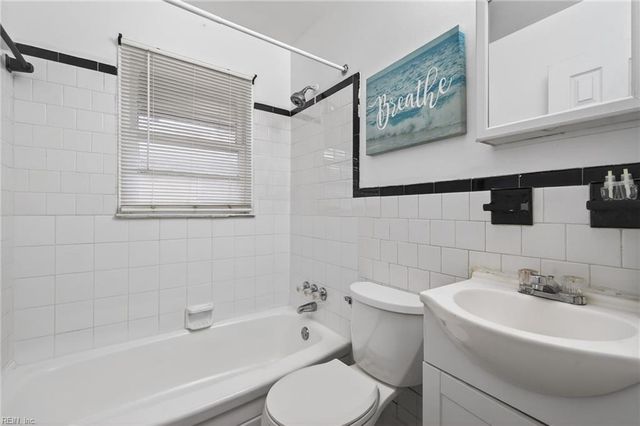 911 36th ST, Newport News, VA 23607