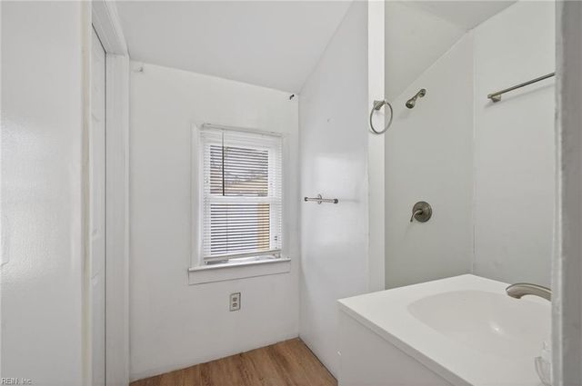 911 36th ST, Newport News, VA 23607