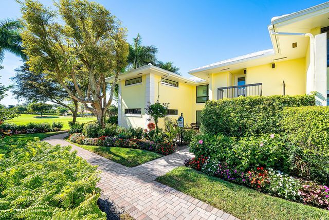 3667 Quail Ridge Drive N Bobwhite B, Boynton Beach, FL 33436