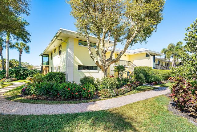 3667 Quail Ridge Drive N Bobwhite B, Boynton Beach, FL 33436