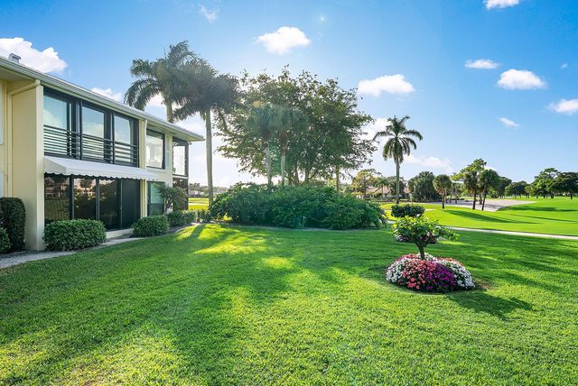 3667 Quail Ridge Drive N Bobwhite B, Boynton Beach, FL 33436