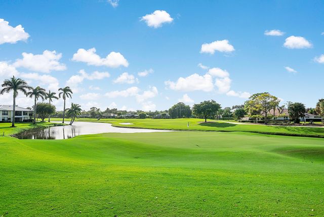 3667 Quail Ridge Drive N Bobwhite B, Boynton Beach, FL 33436