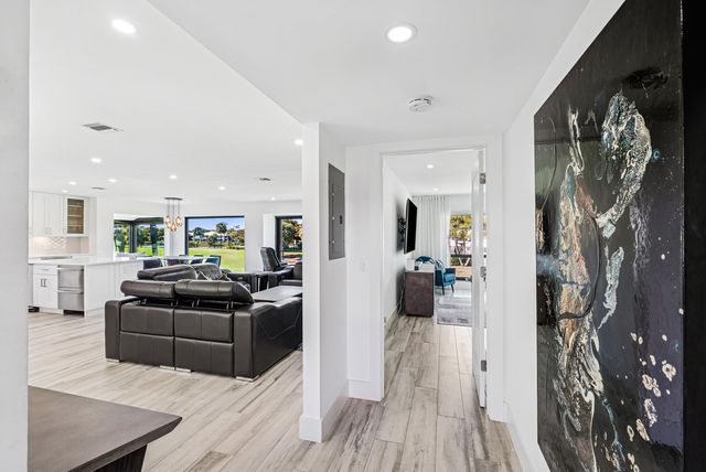 3667 Quail Ridge Drive N Bobwhite B, Boynton Beach, FL 33436