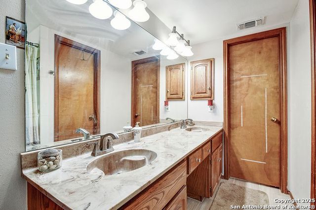 3335 Trailway Park, San Antonio, TX 78247