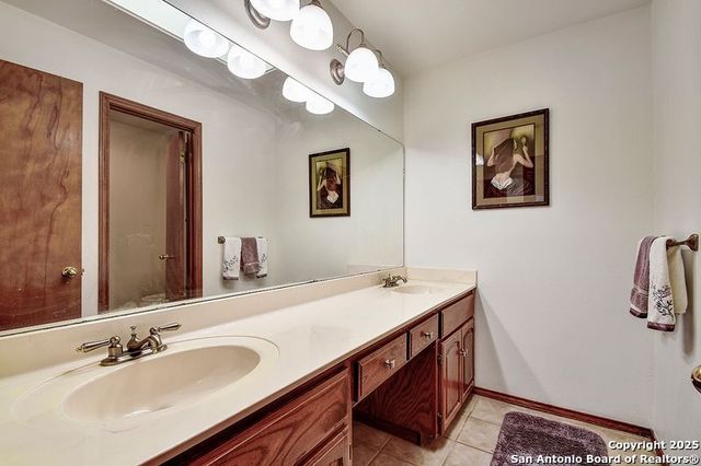 3335 Trailway Park, San Antonio, TX 78247